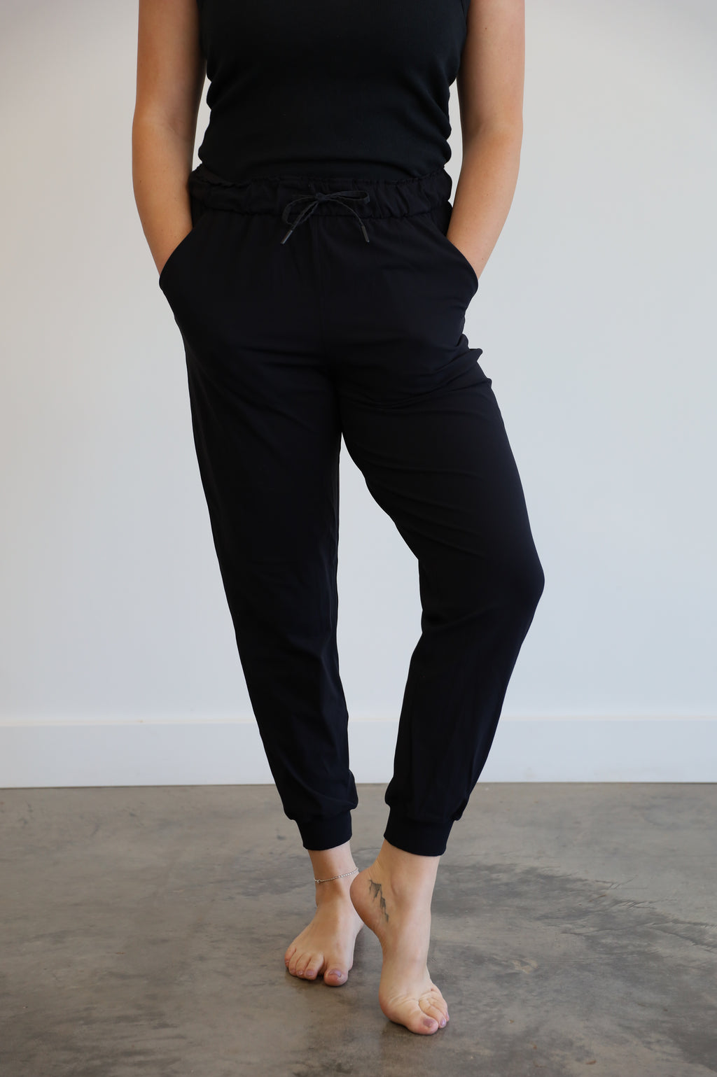 lululemon - size 8