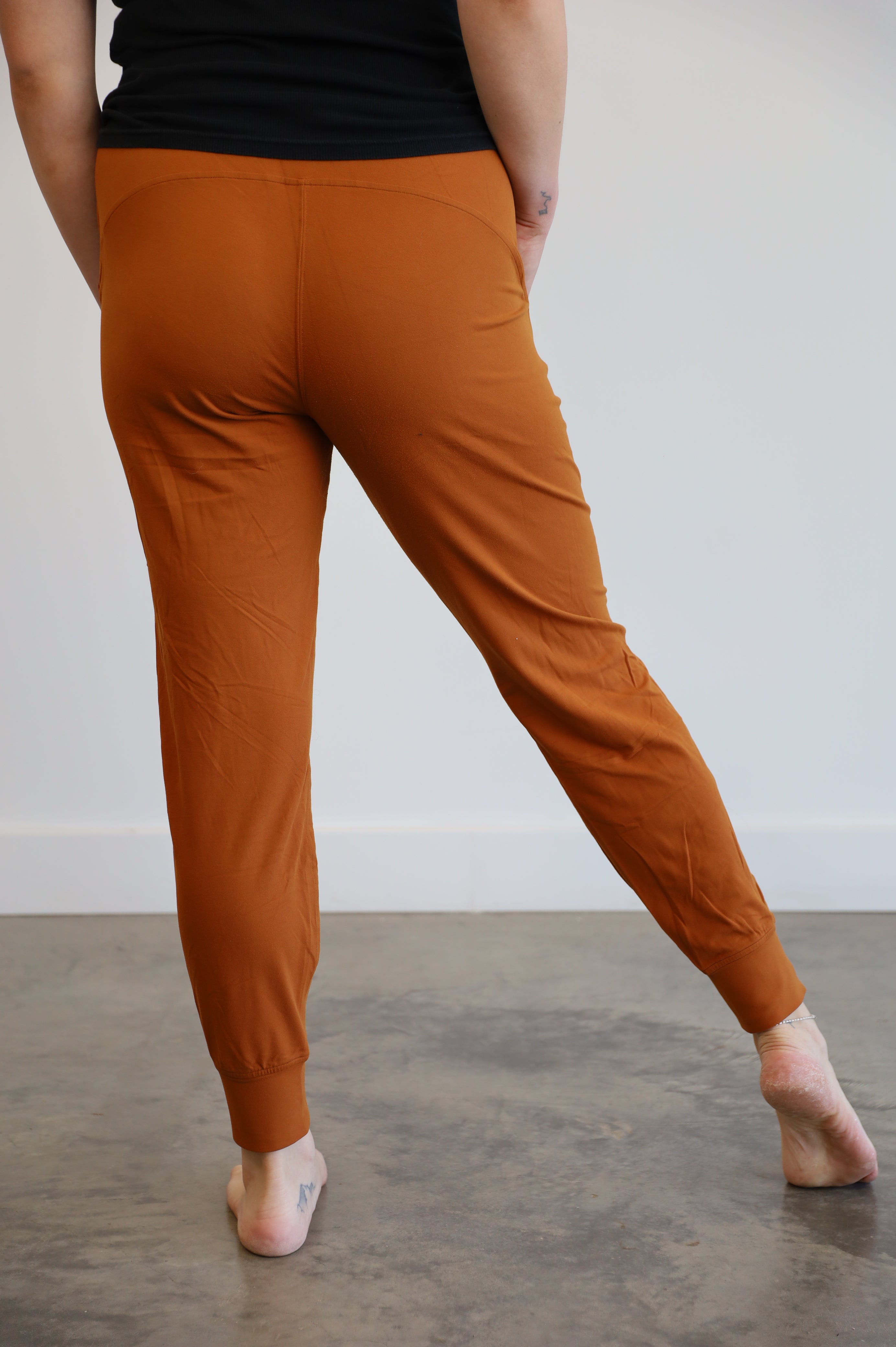 lululemon - size 8