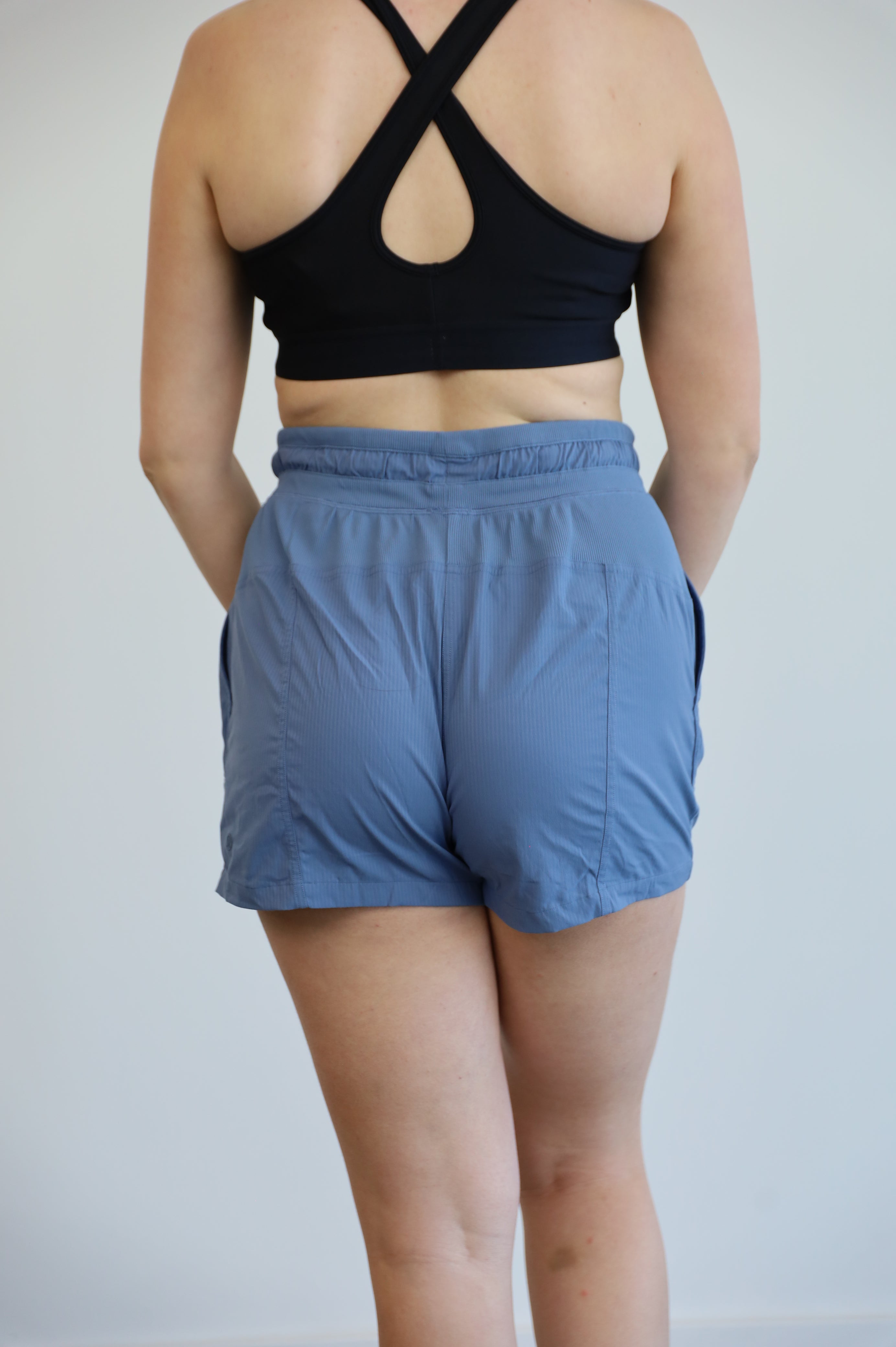 lululemon - size 8