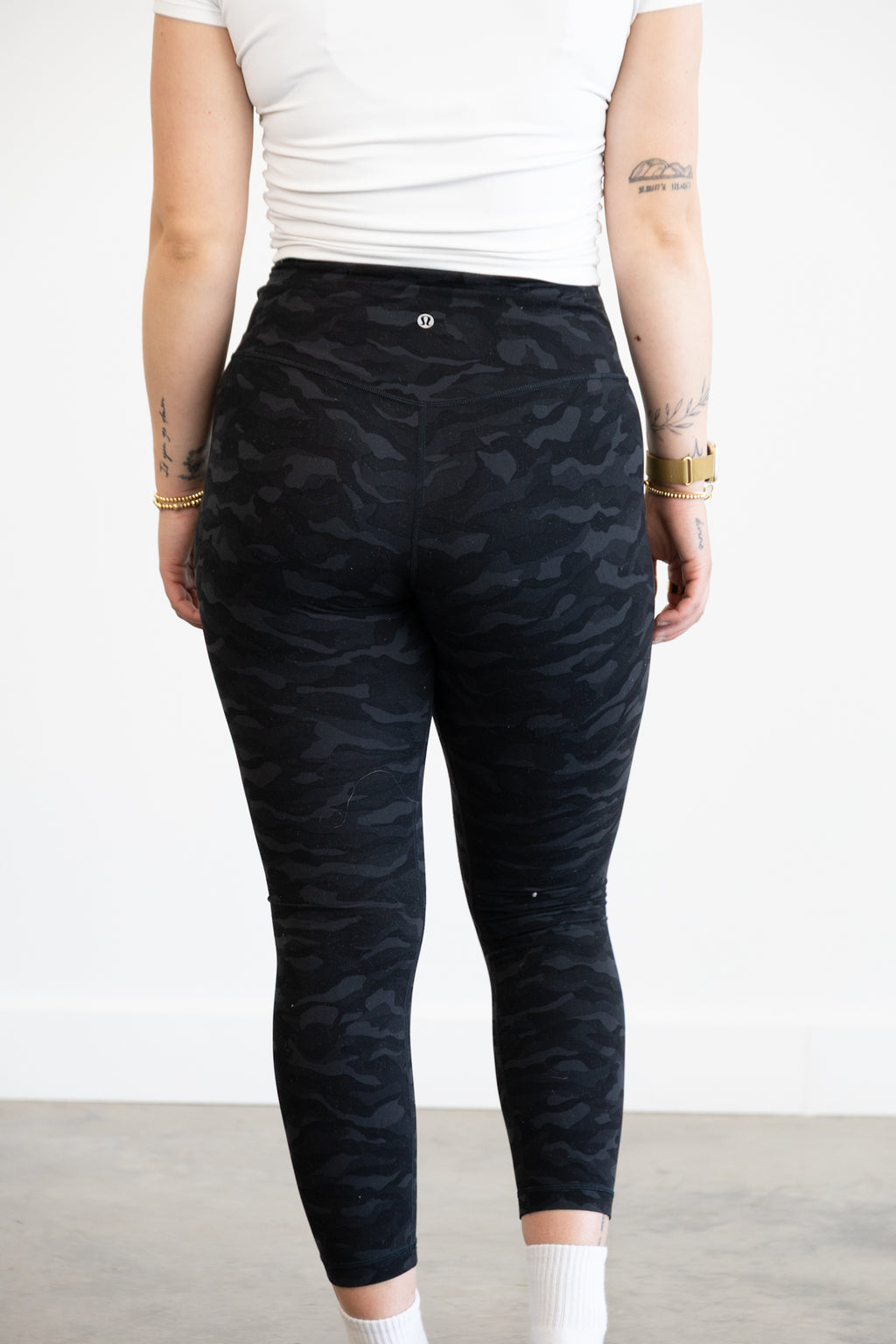lululemon - size 6
