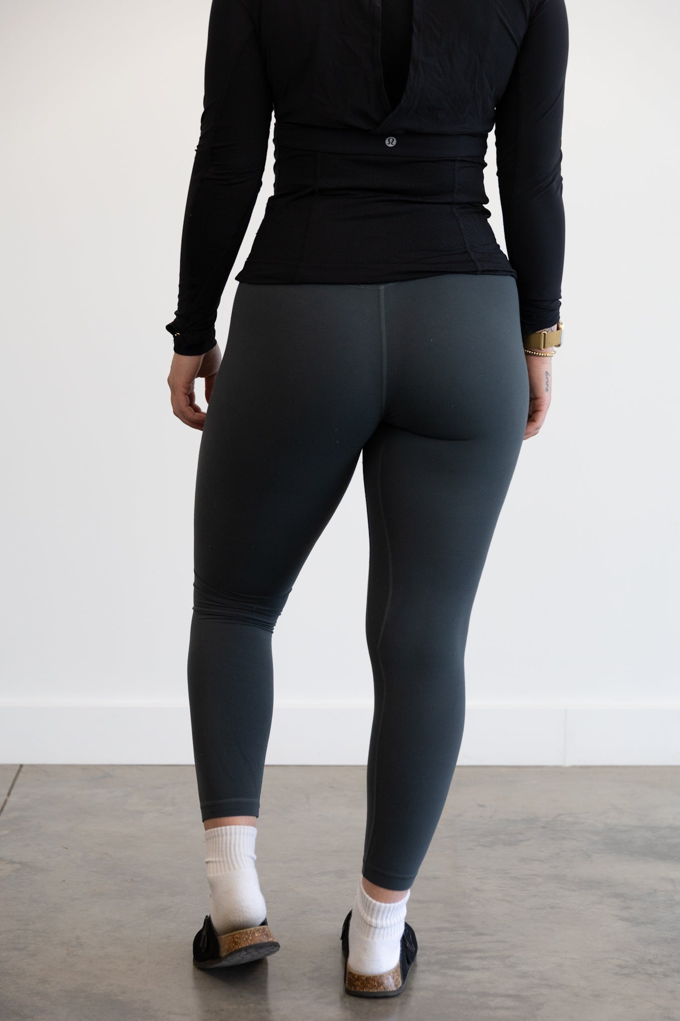 lululemon - size 4
