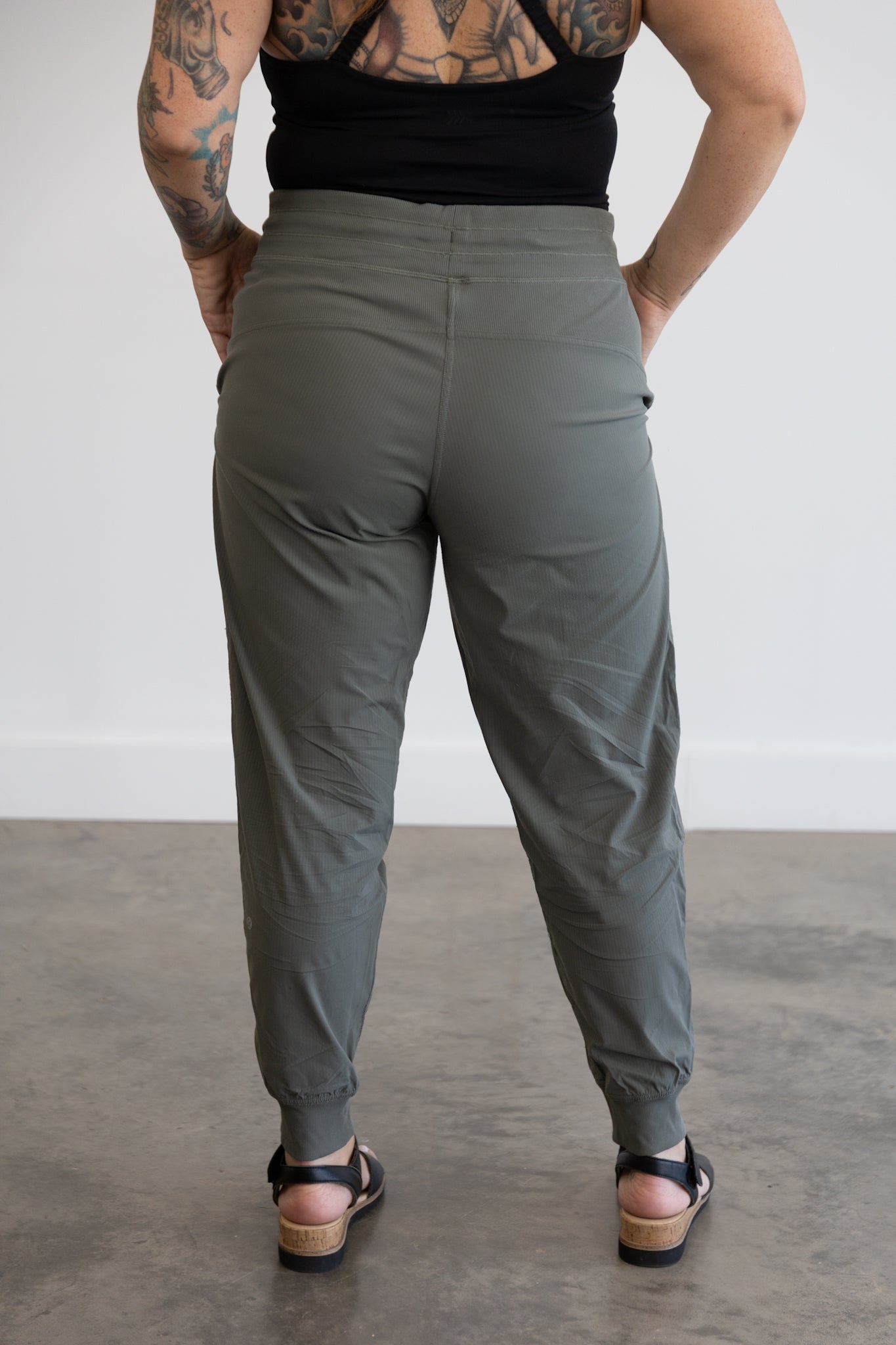 lululemon - size 12