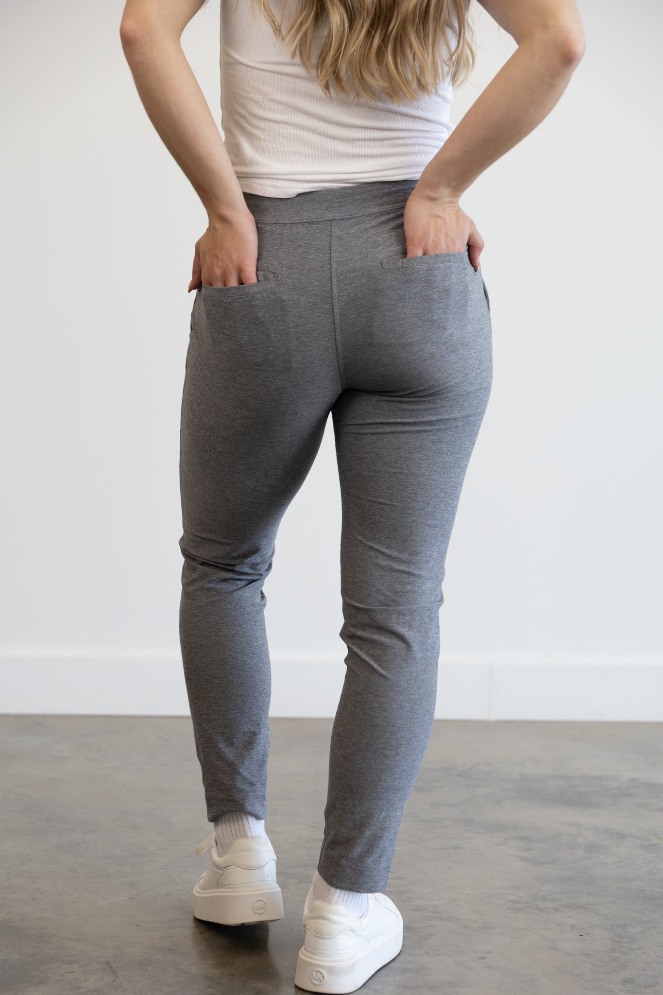 lululemon - size 2