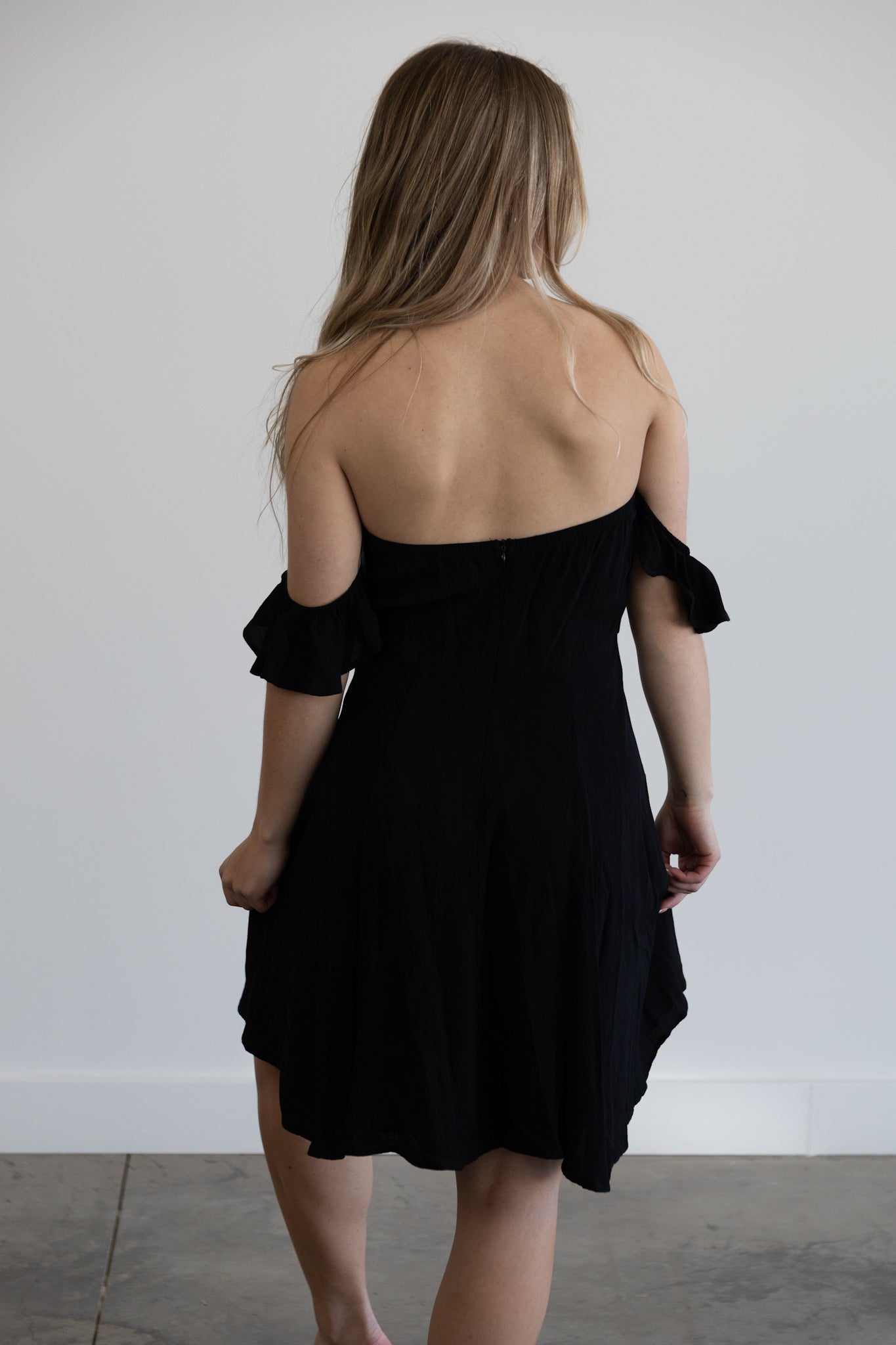 astr the label - large