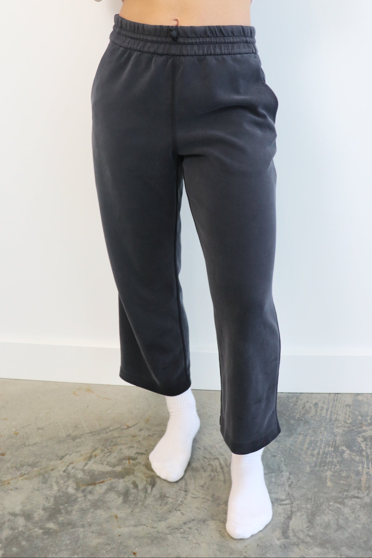 lululemon - size 6