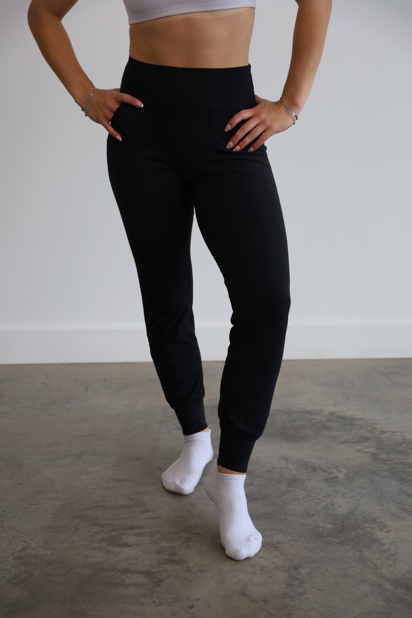 lululemon - size 4