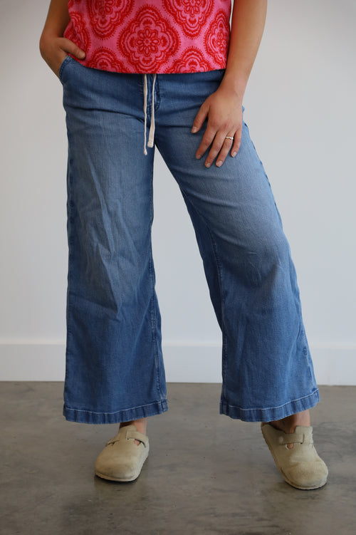 american eagle - small