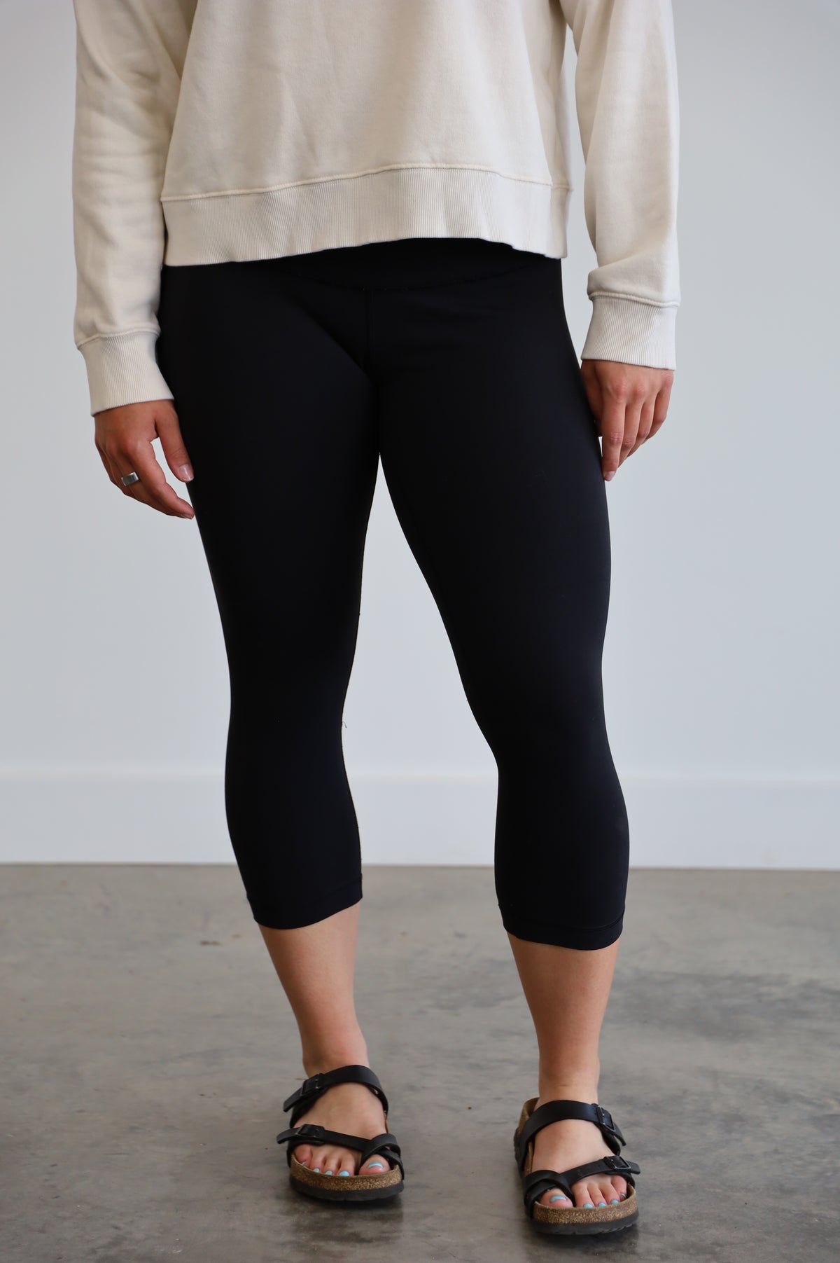 lululemon - size 8
