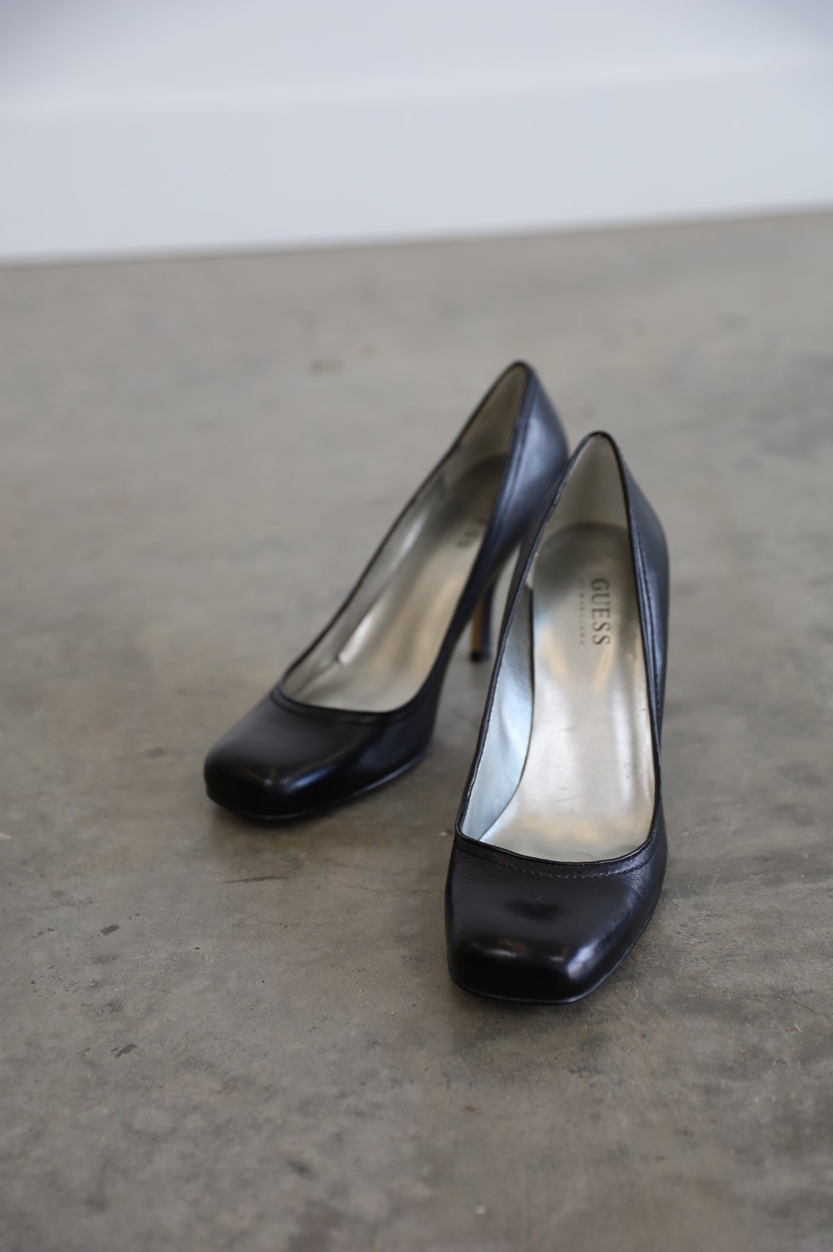 guess - size 7.5