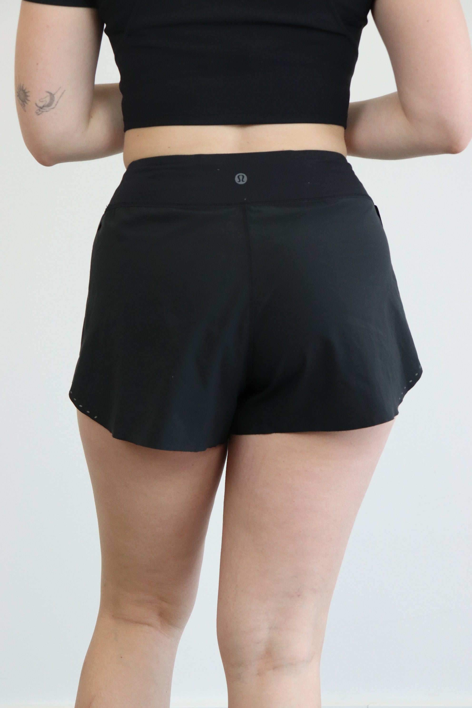 lululemon - size 6