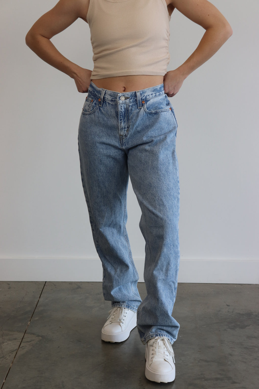 levis - size 28