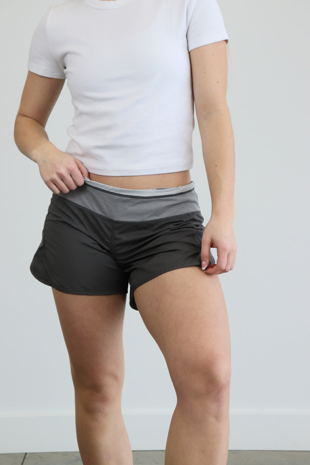 lululemon - size 6