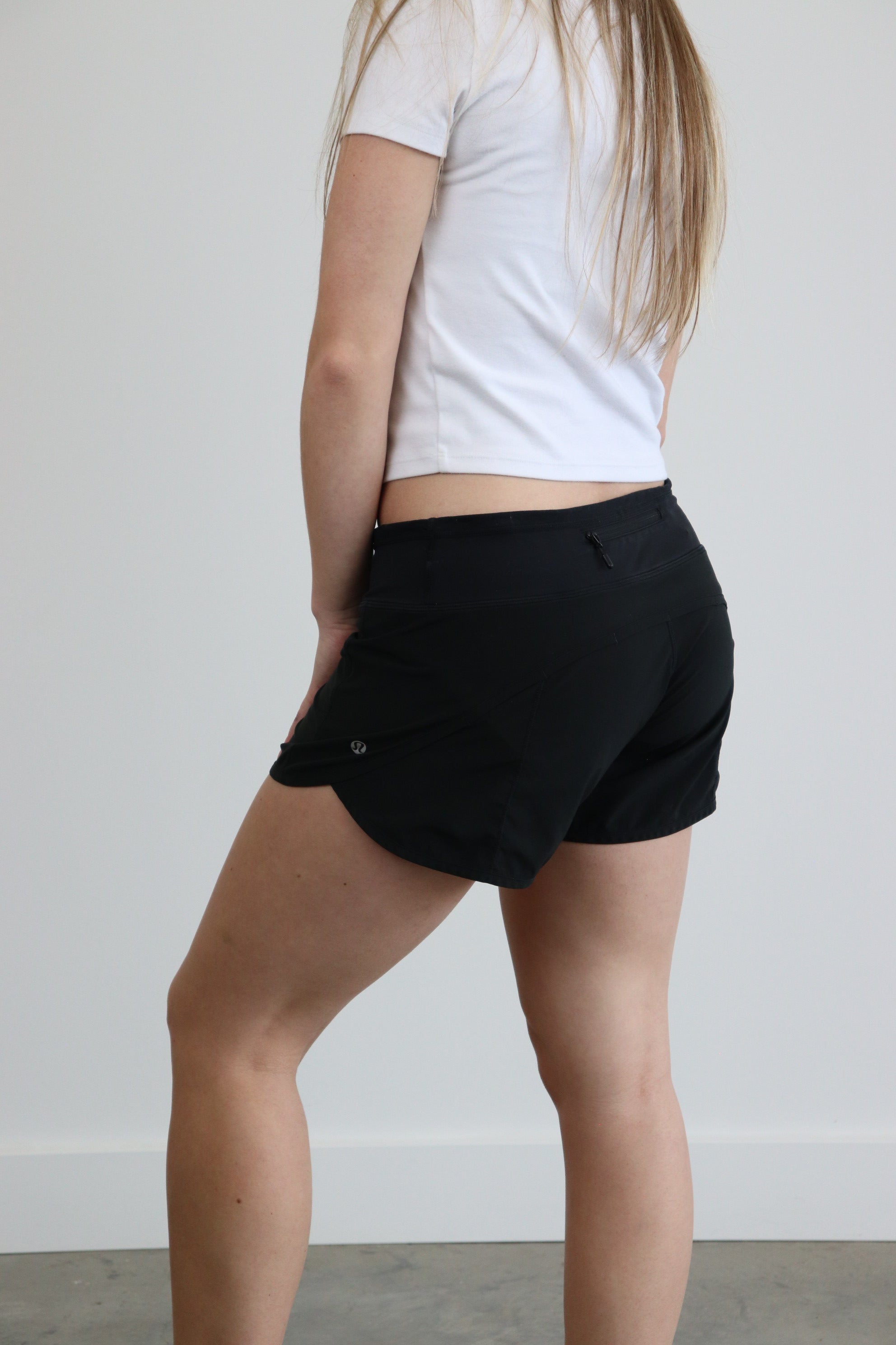 lululemon - size 6
