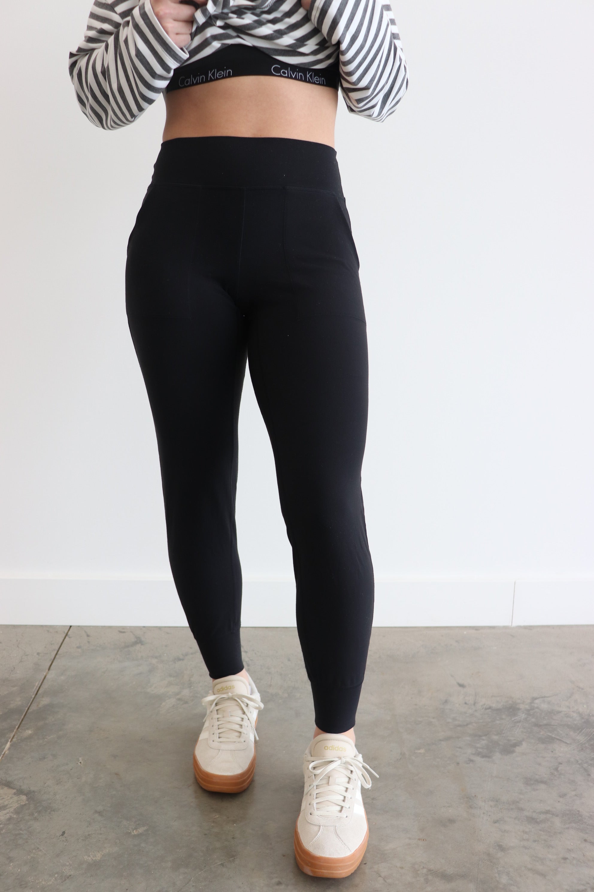 lululemon - size 4