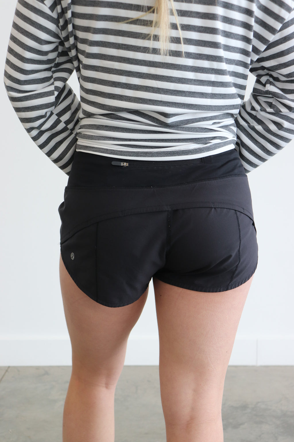 lululemon - size 6