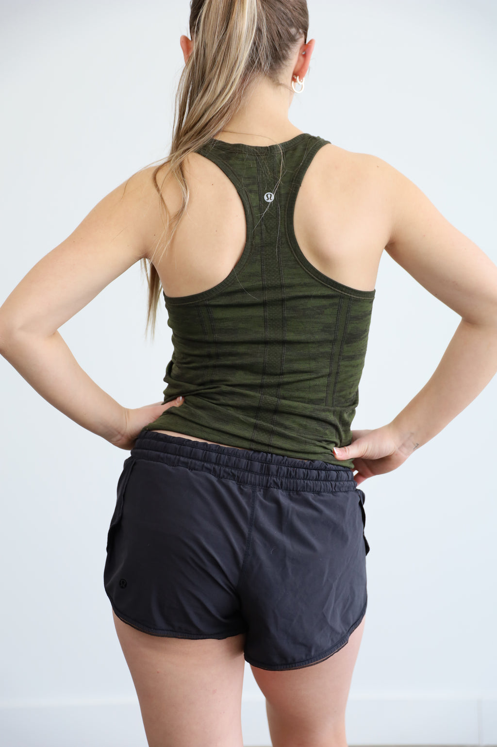 lululemon - size 2