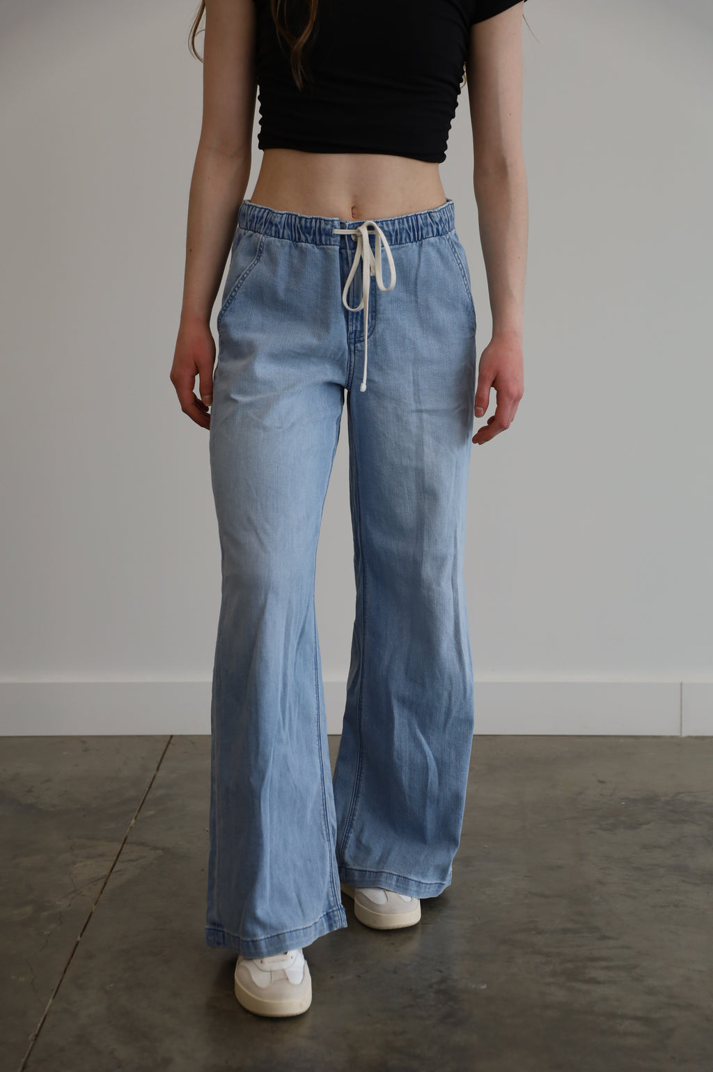 american eagle - small