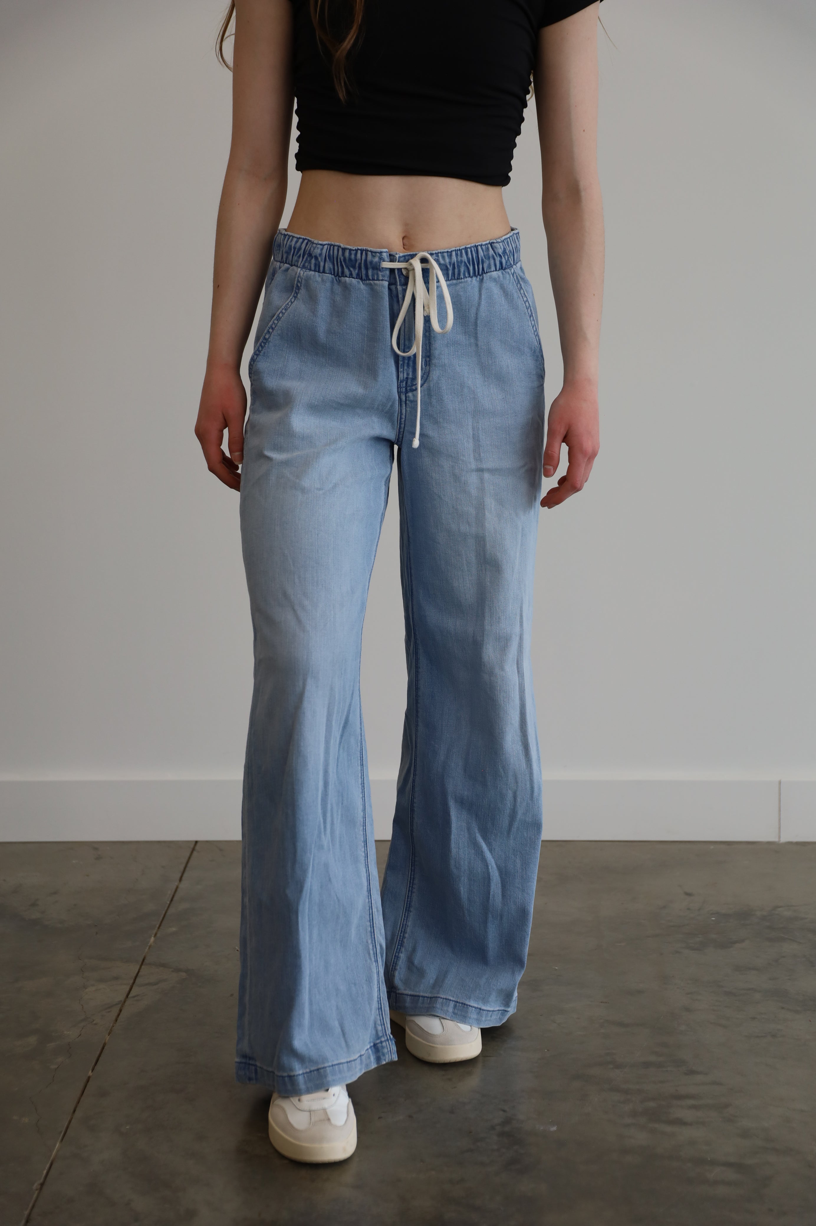 american eagle - small