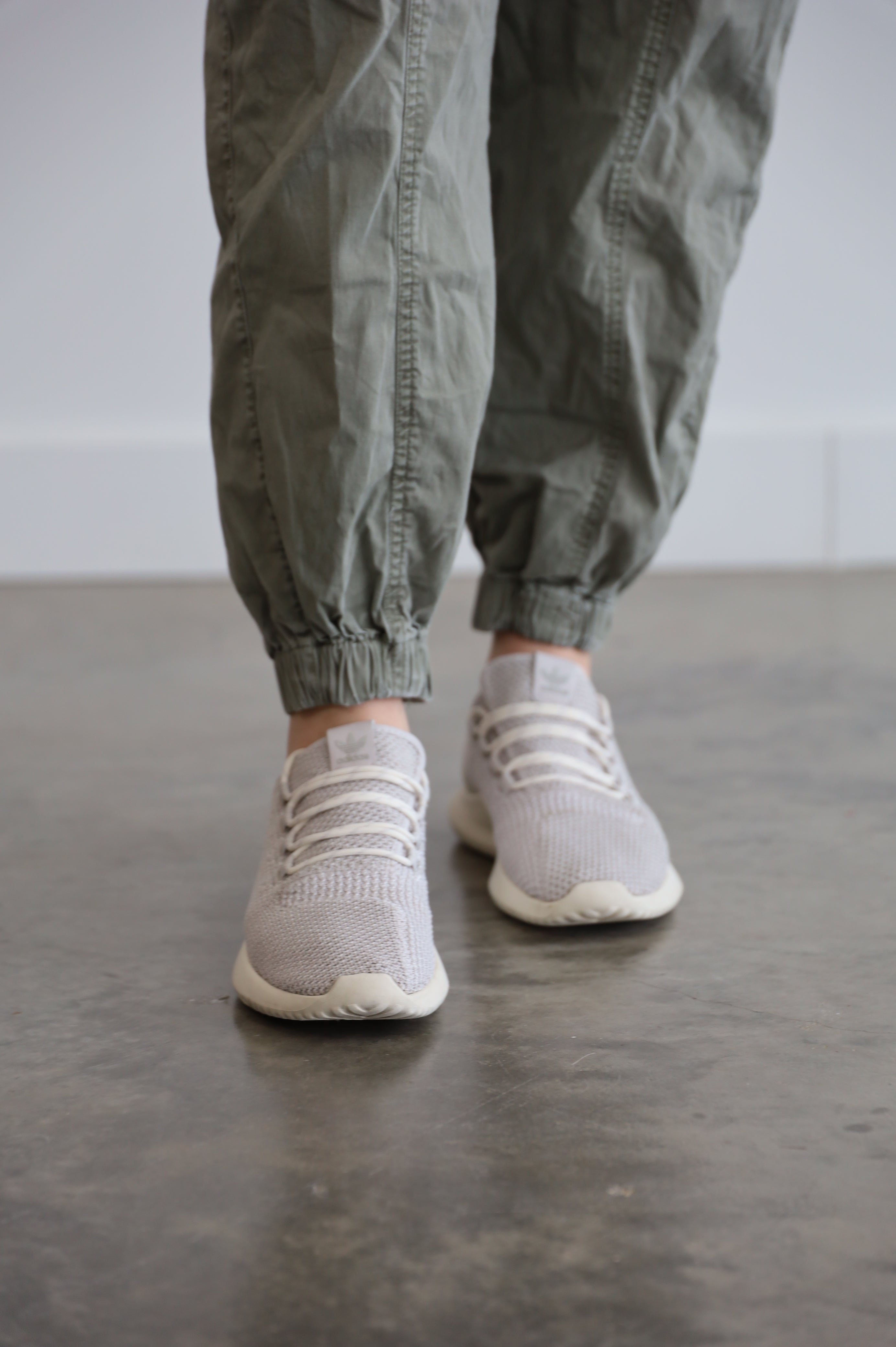 adidas - size 8
