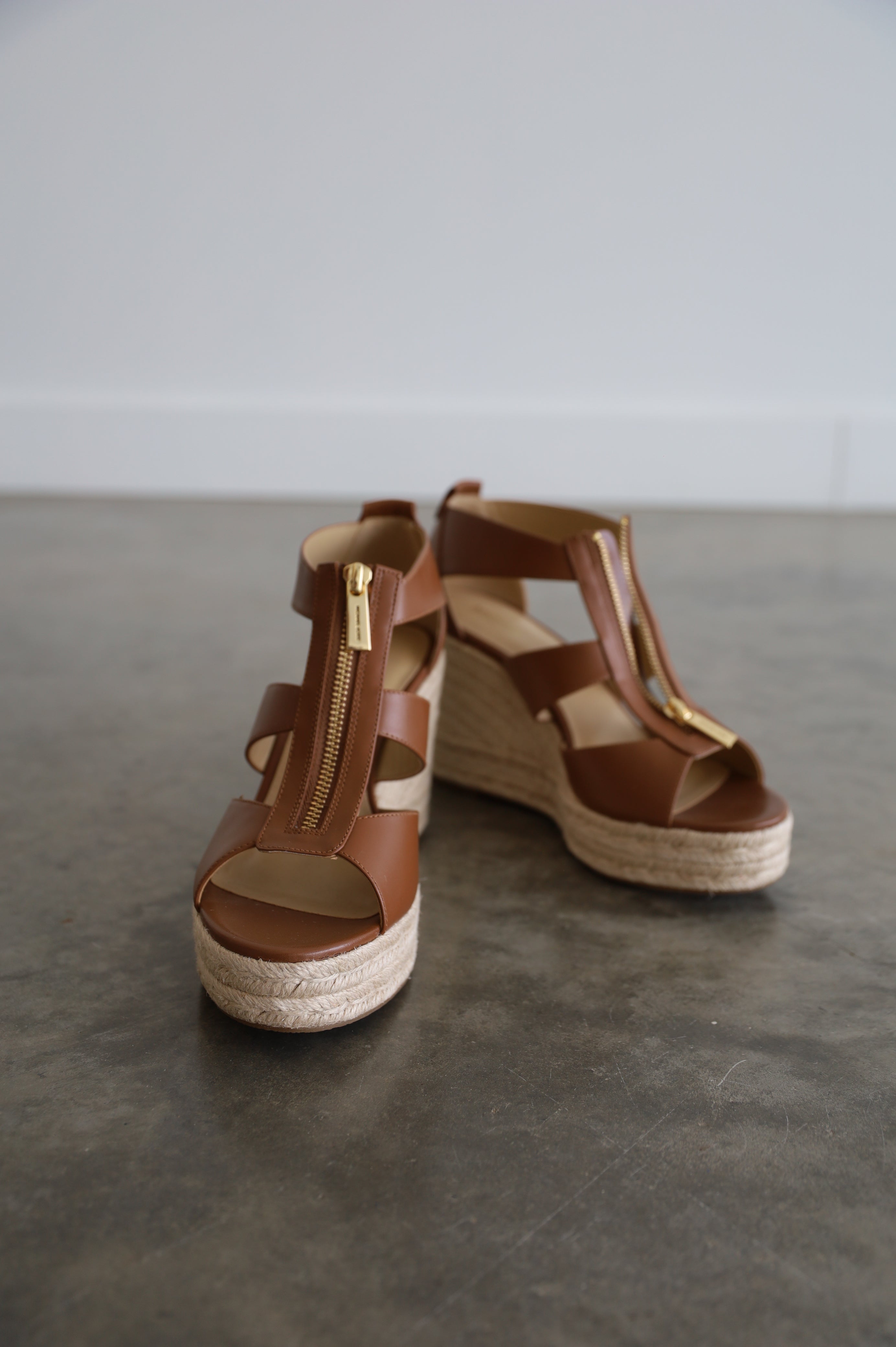 michael kors - size 8.5M