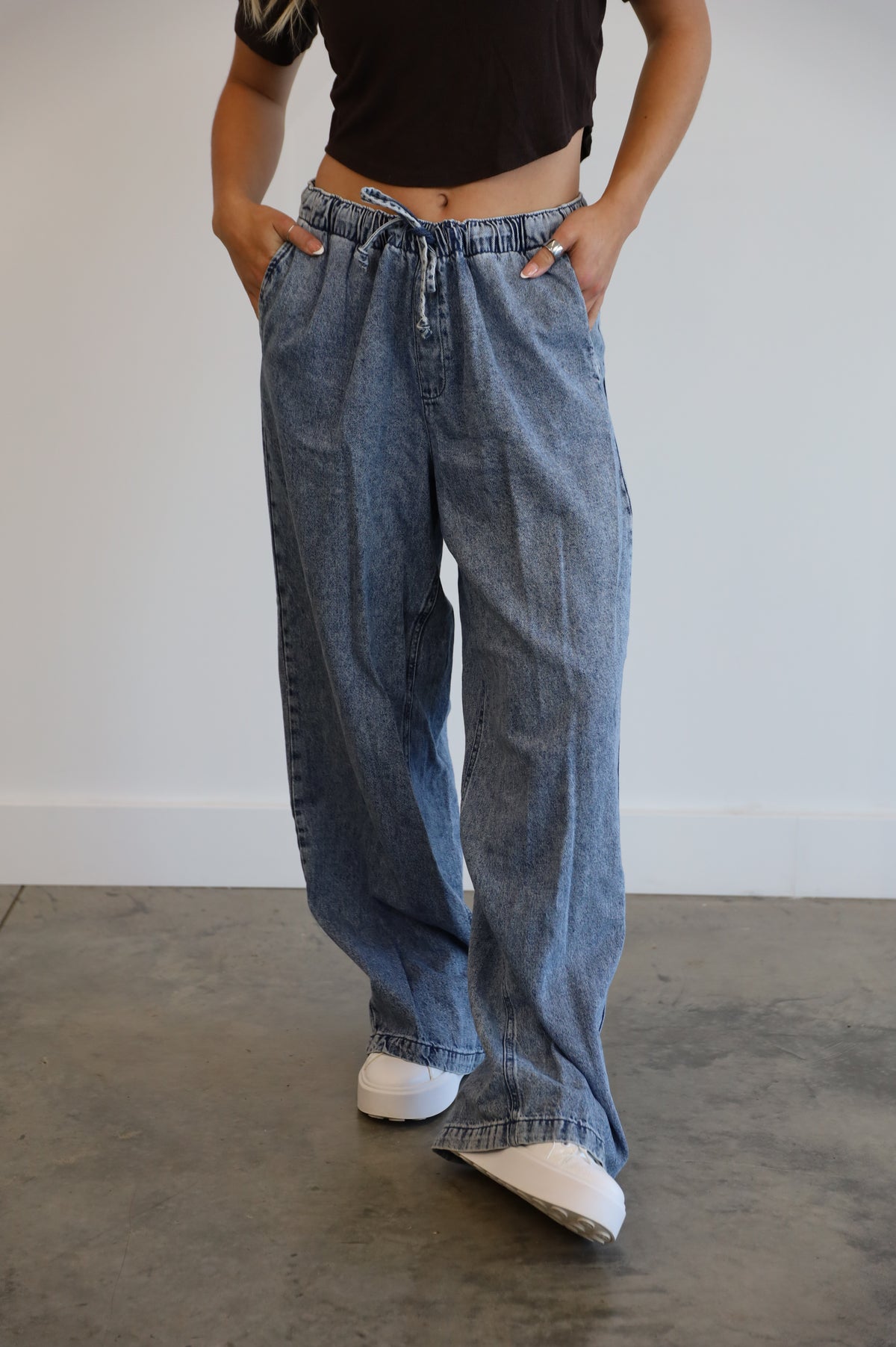 dkny - large