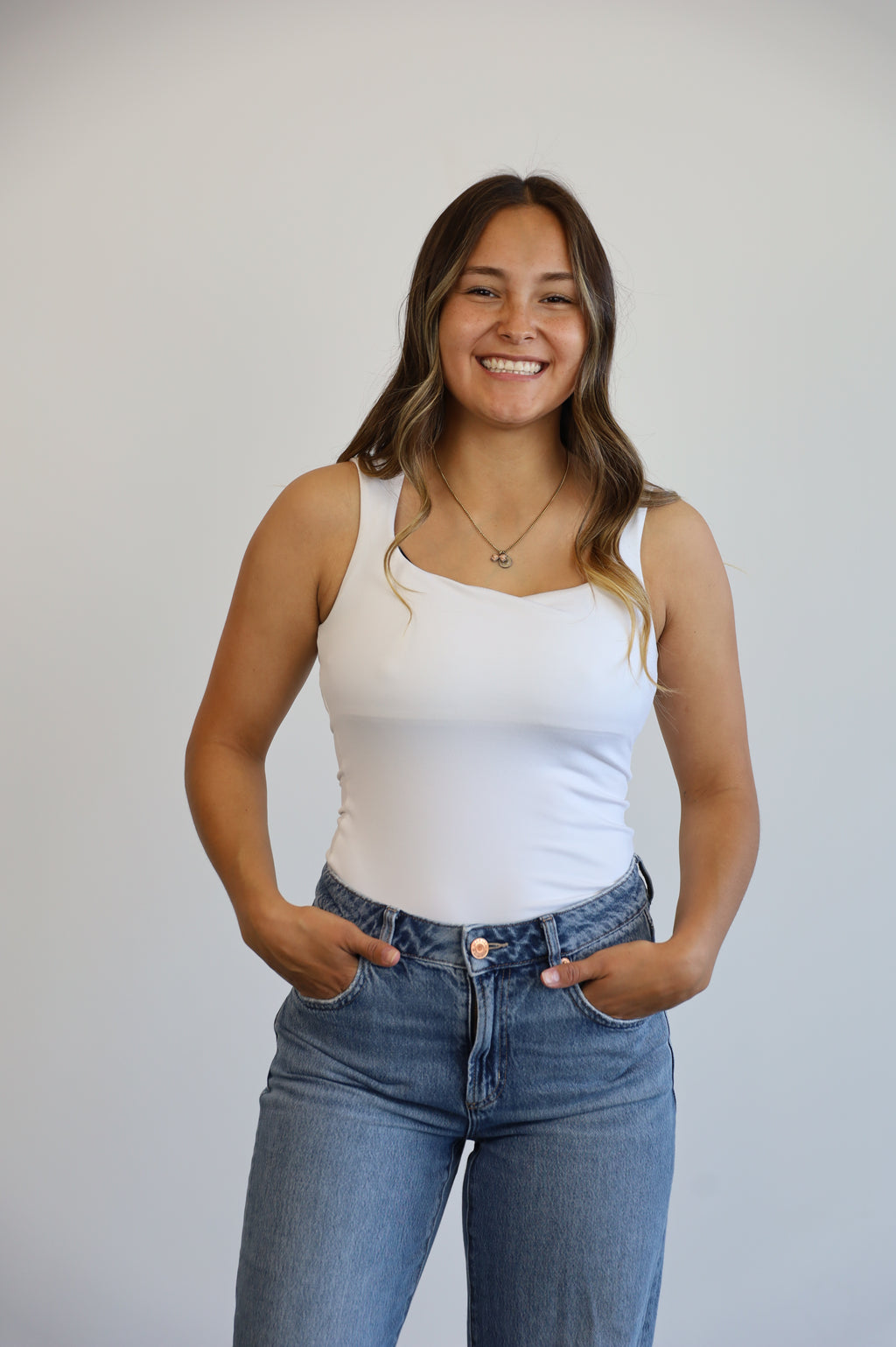 hollister - medium