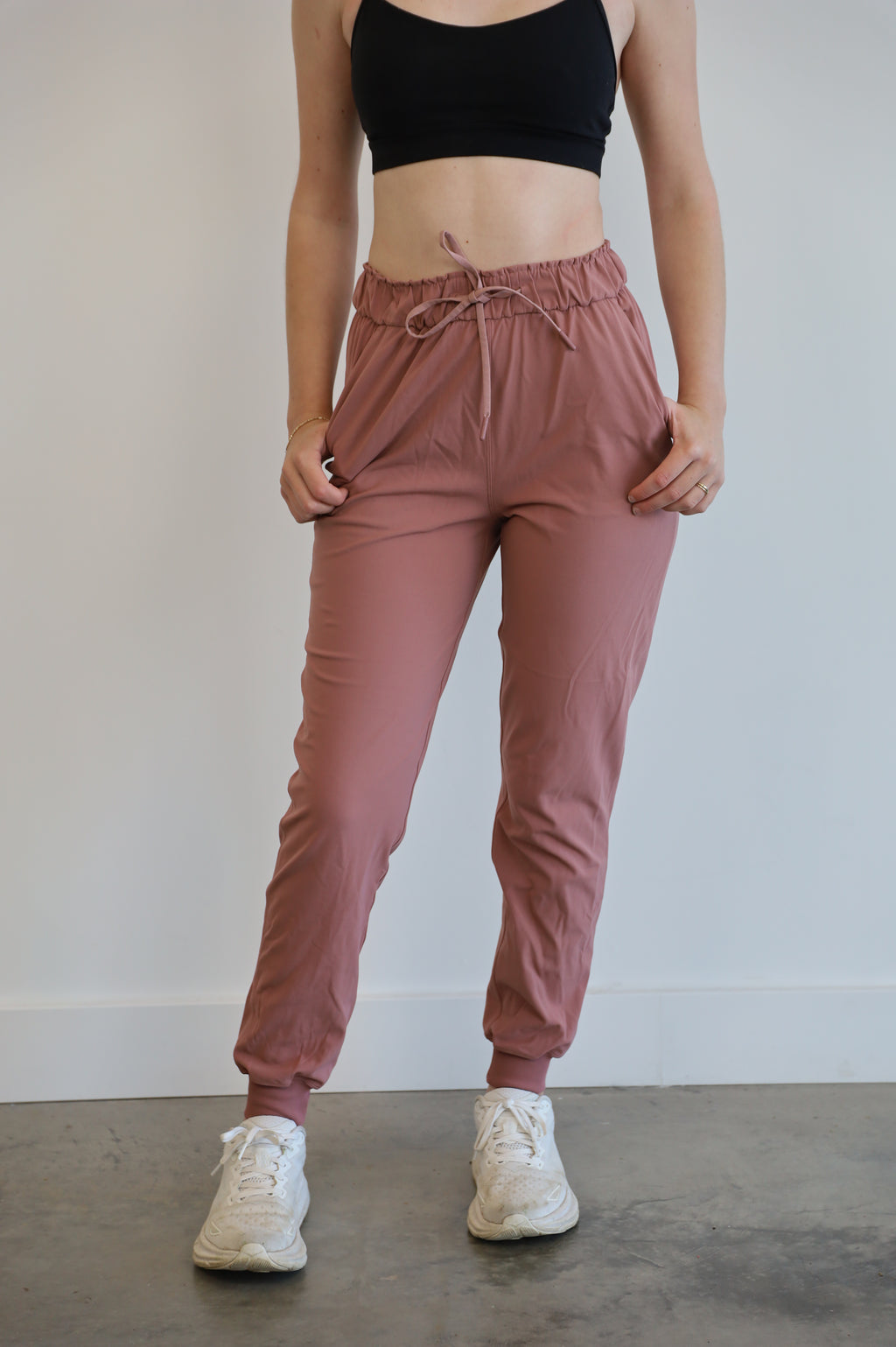 lululemon - size 4