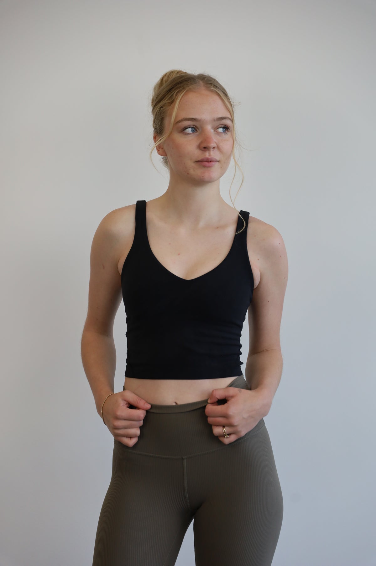 lululemon - size 4