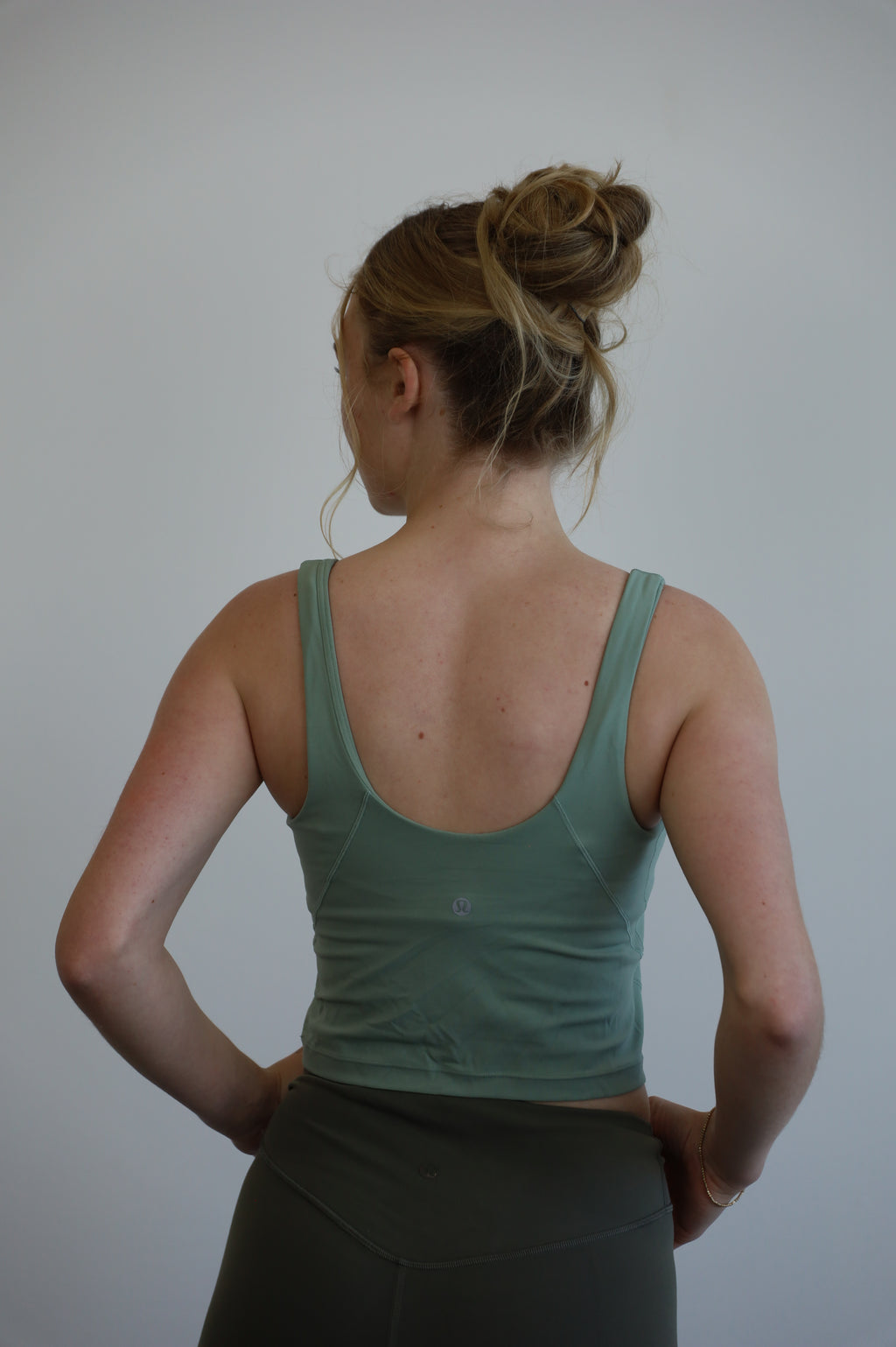 lululemon - size 4
