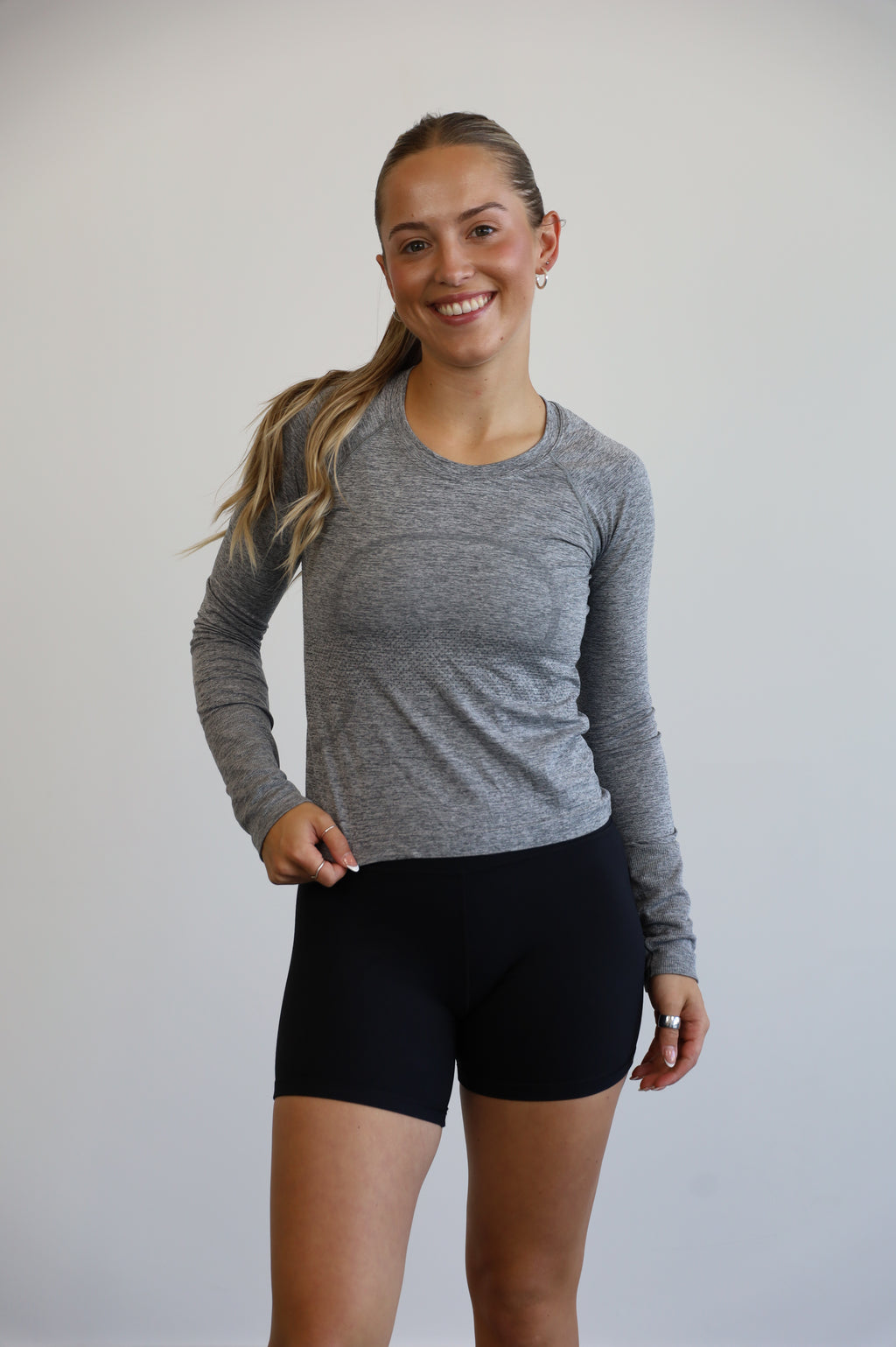 lululemon - size 4