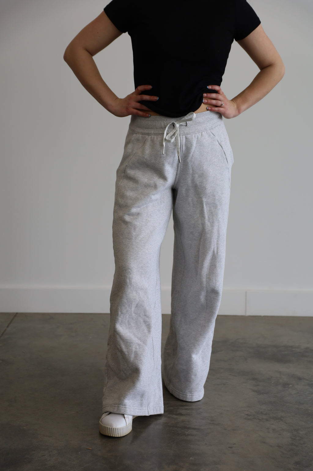lululemon - size 8