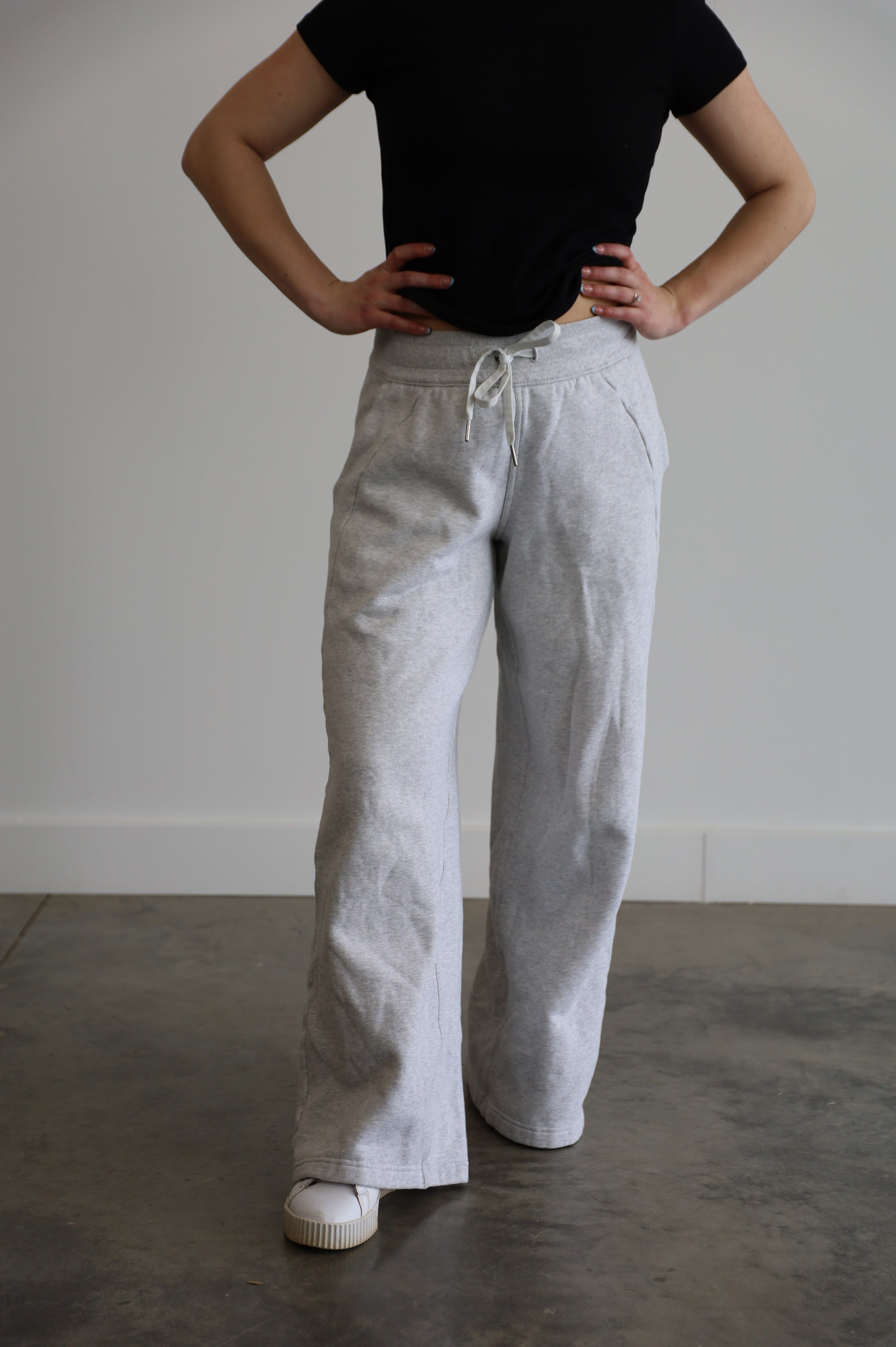 lululemon - size 8