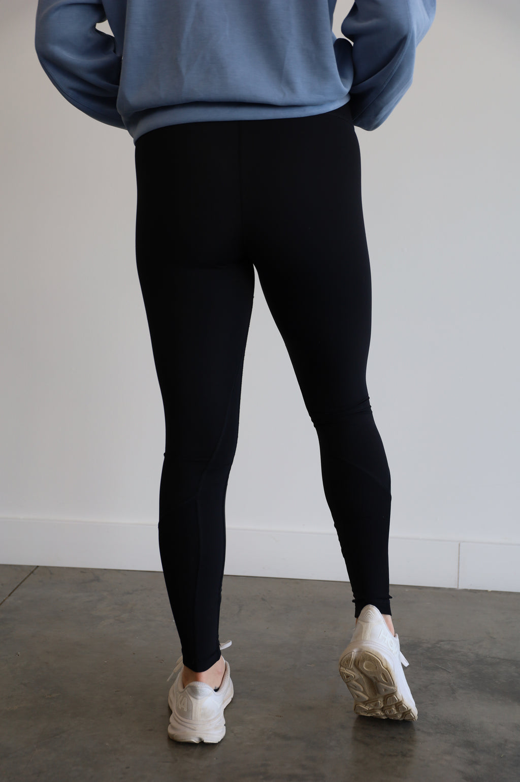 lululemon - size 8