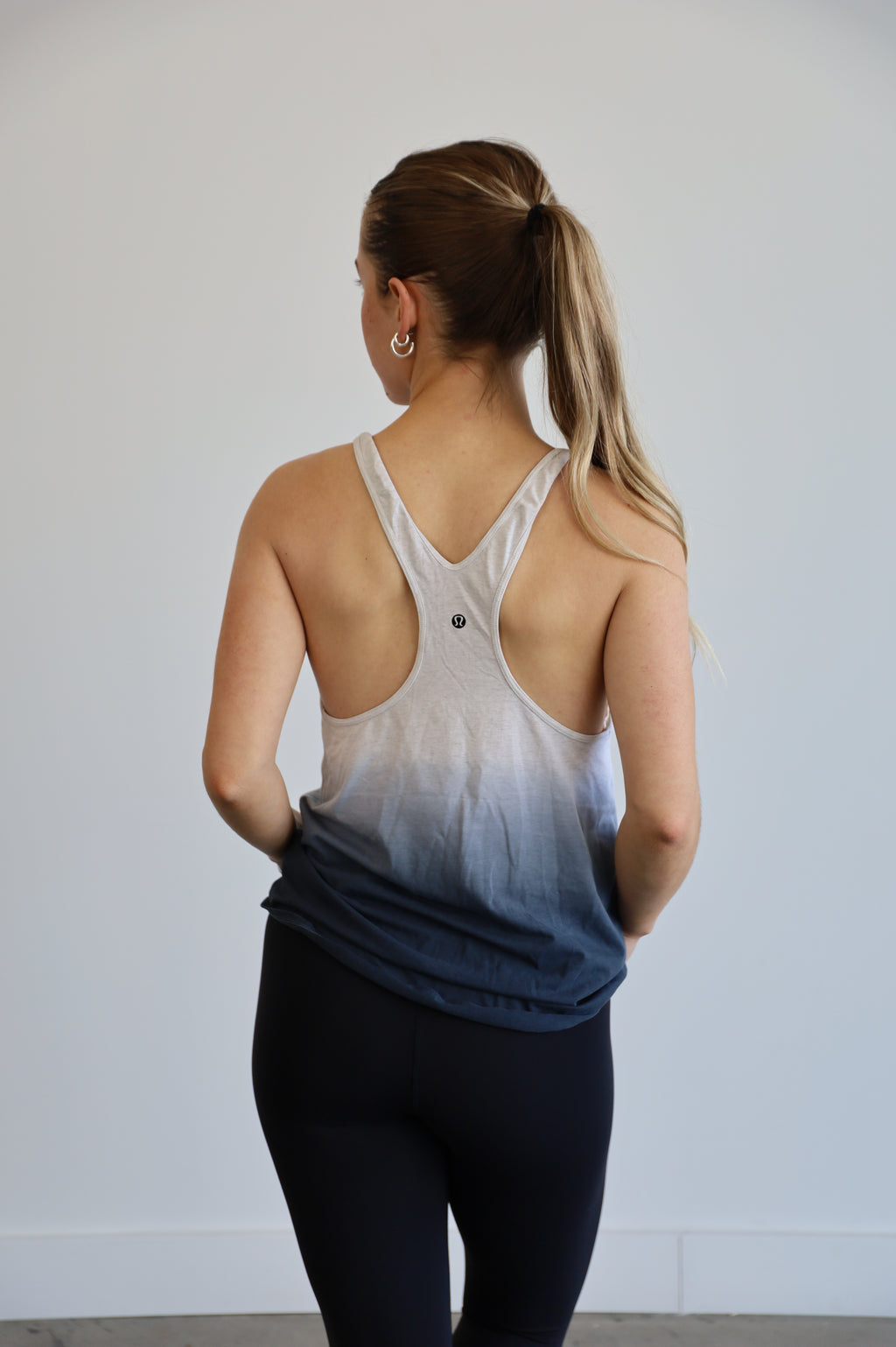 lululemon - size 6