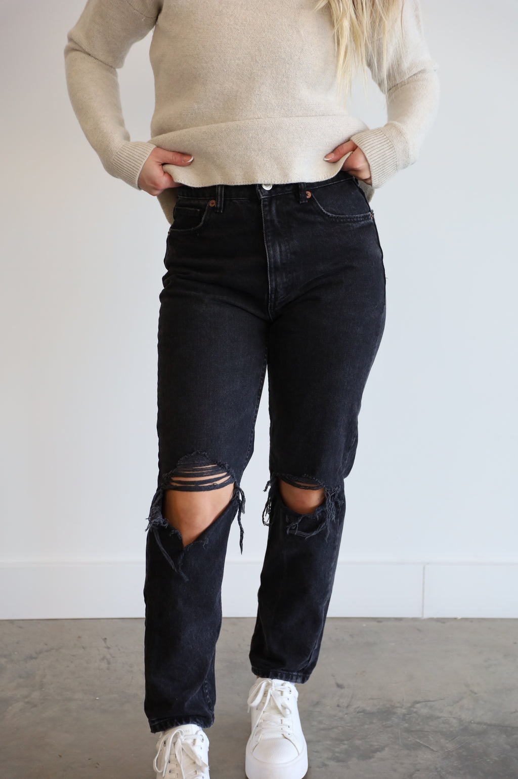 zara - size 4