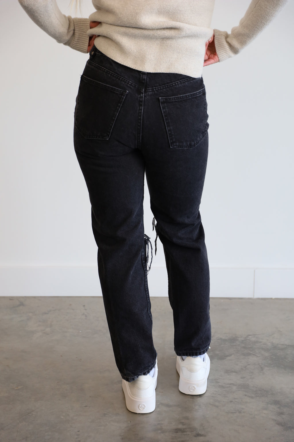 zara - size 4