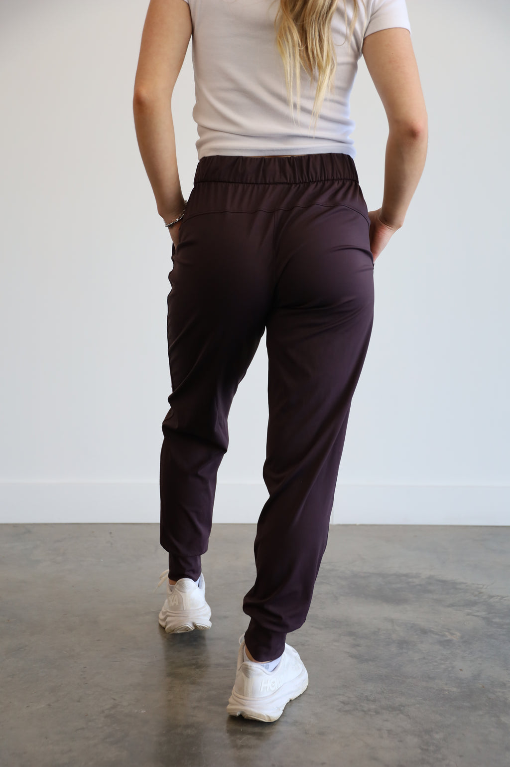joggers - medium